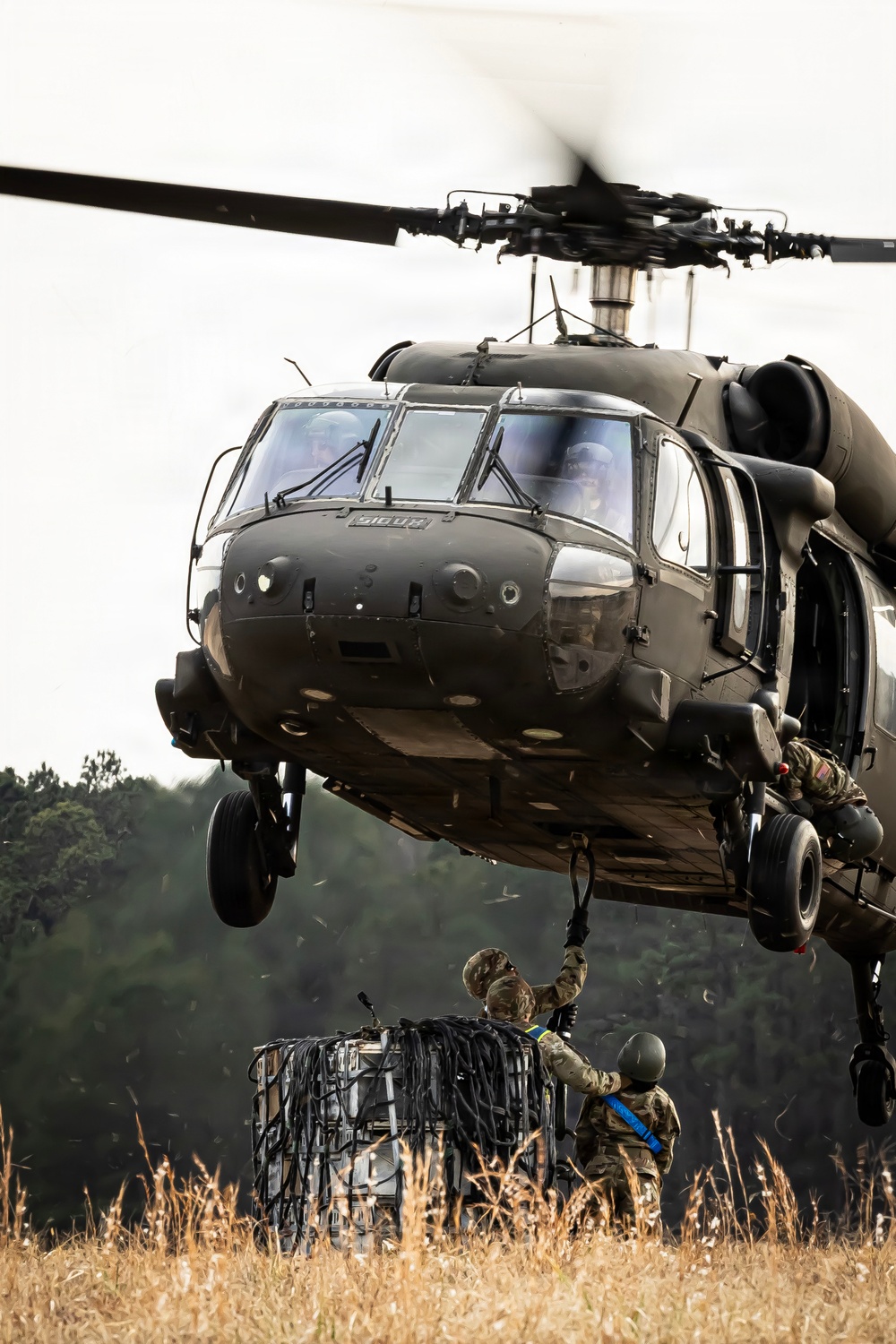 U.S. Army Ordnance School conducts sling load operations for its ammunition specialist trainees