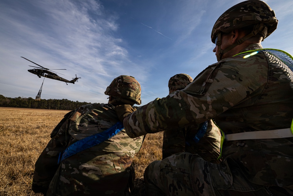 U.S. Army Ordnance School conducts sling load operations for its ammunition specialist trainees