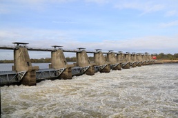 Tulsa District awards construction contract for W. D. Mayo gate repair