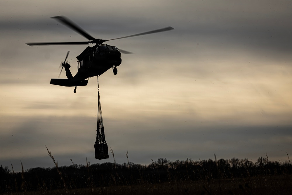 U.S. Army Ordnance School conducts sling load operations for its ammunition specialist trainees