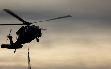U.S. Army Ordnance School conducts sling load operations for its ammunition specialist trainees