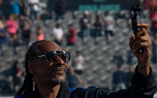 A-10 Snoop Dogg Arizona Bowl Flyover