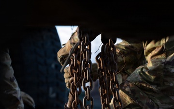 1AD CAB conduct railhead operations