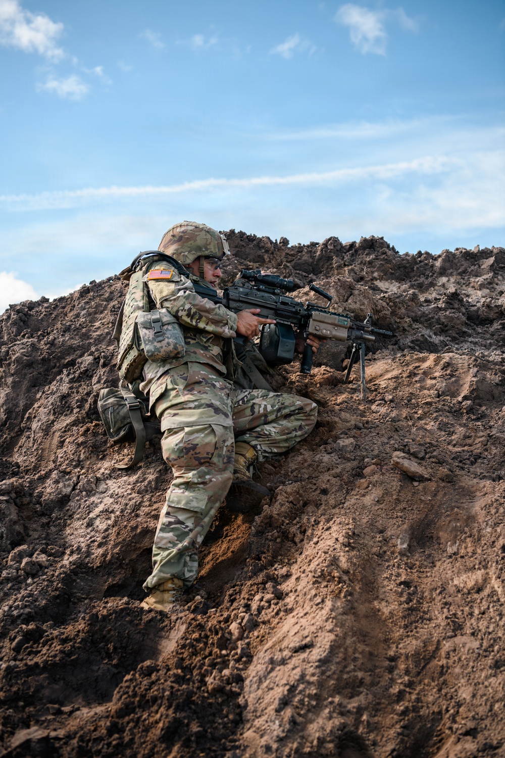 2-124 Infantry Regiment Soldiers conduct squad tactics at CBJTC