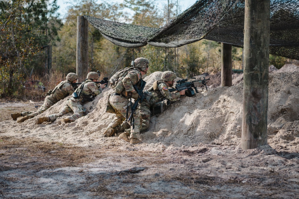2-124 Infantry Regiment Soldiers conduct squad tactics at CBJTC