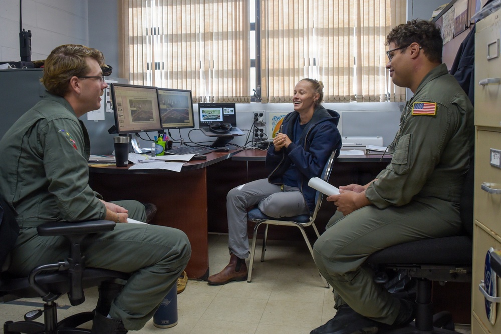 PMRF Wildlife Biologist Trains Sailors for WIldlife Detection and Dispersal Team