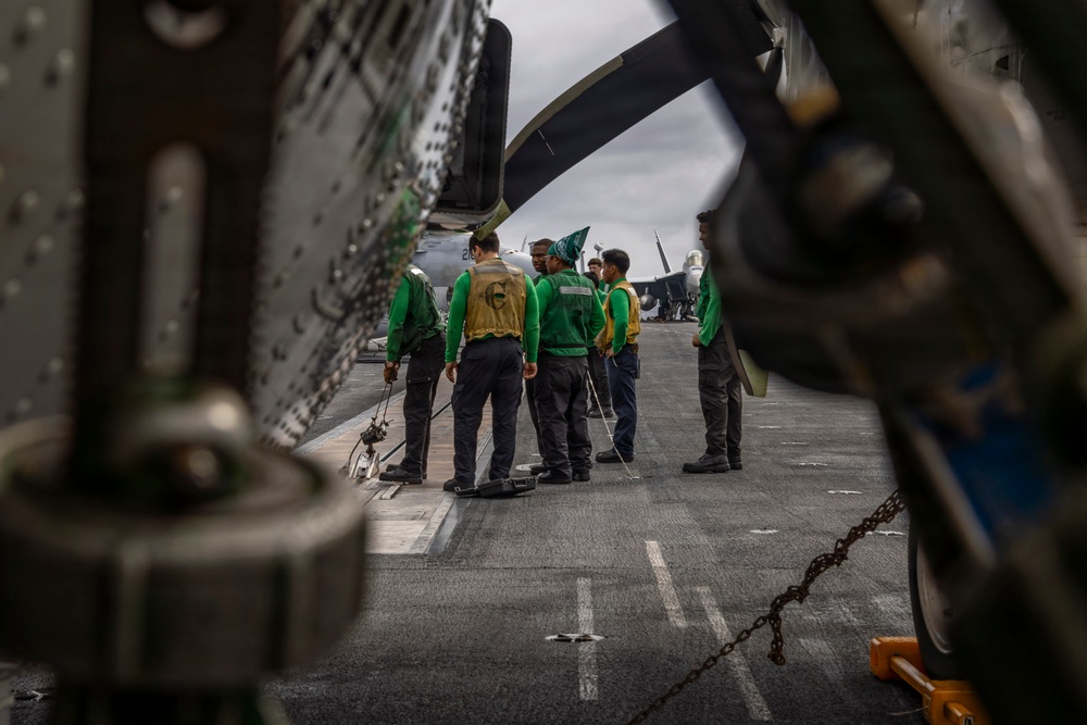 Abraham Lincoln conducts catapult maintenance