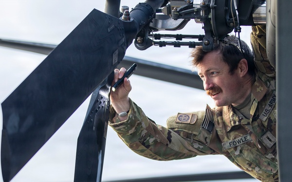 Post-Flight AH-64 Apache Inspection