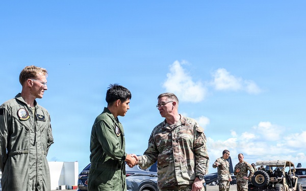 22nd MEU(SOC) | U.S. SOUTHCOM Acting Commander Visits 22nd MEU in Puerto Rico