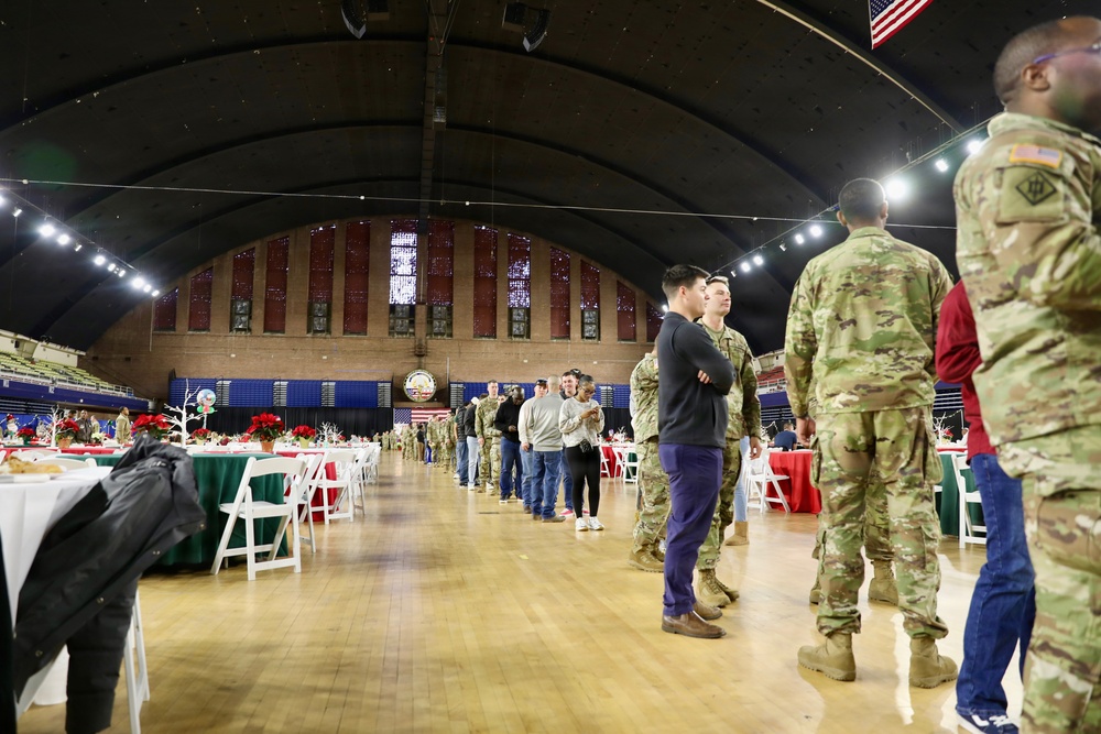 South Carolina National Guard participates in holiday celebration