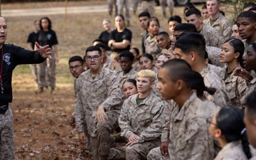 Personnel Administration School participates in an endurance course