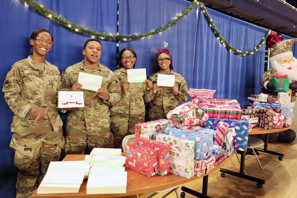 South Carolina National Guard participates in holiday celebration