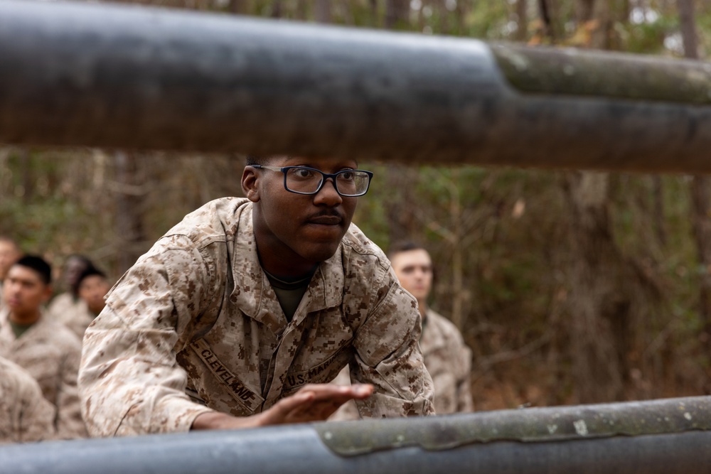 Personnel Administration School participates in an endurance course