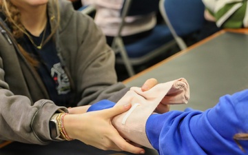 Oldham County students gain hands-on medical experience during visit to Boone Center