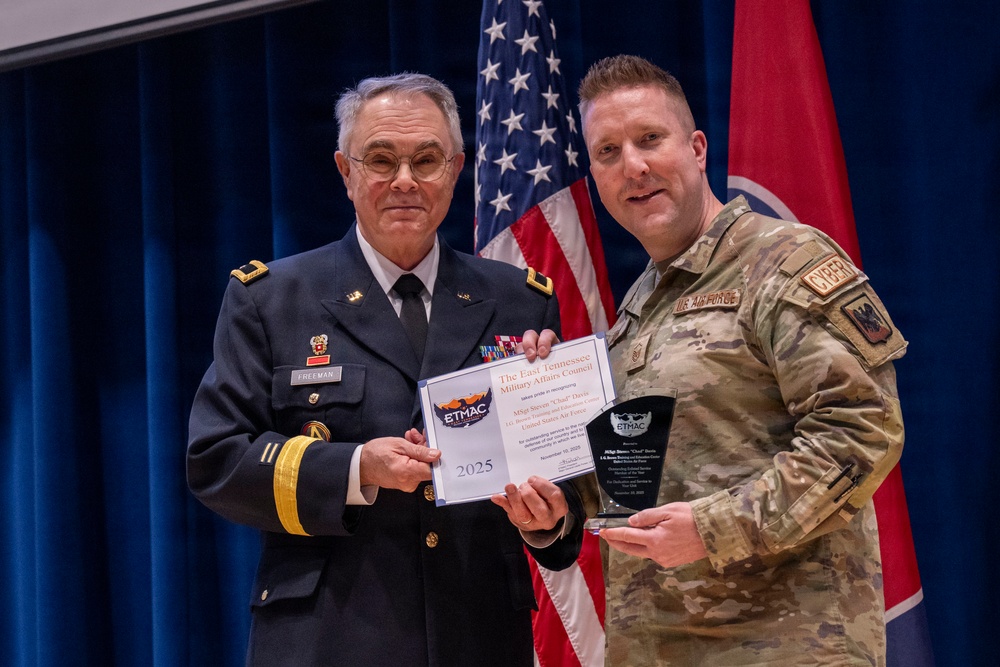 ETMAC Honors MSgt Steven “Chad” Davis as Outstanding Enlisted Service Member of the Year