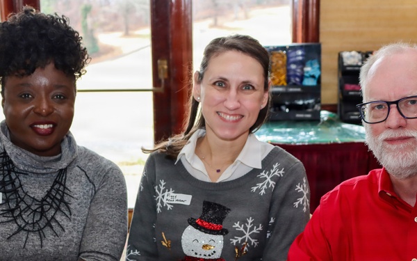 HQ Ft Belvoir Holiday Gathering