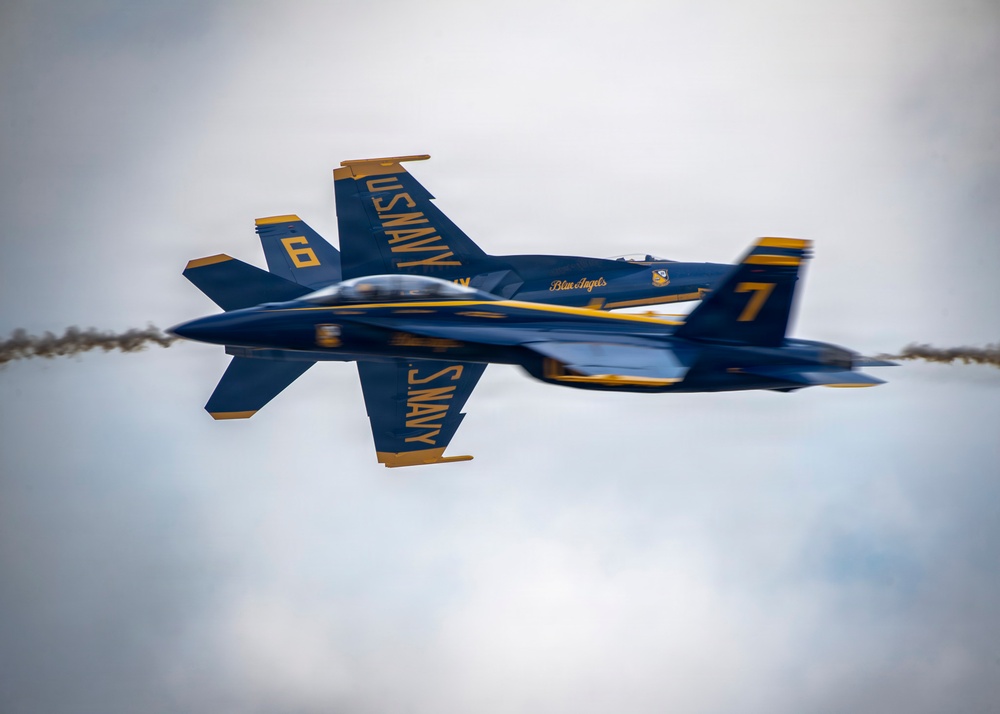 The U.S. Navy Flight Demonstration Squadron, the Blue Angels perform at the MCAS Miramar Air Show