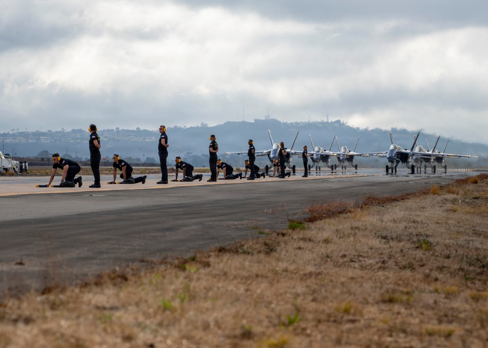 The U.S. Navy Flight Demonstration Squadron, the Blue Angels perform at the MCAS Miramar Air Show
