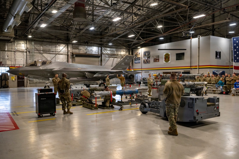 388th FW quarterly weapons loading competition