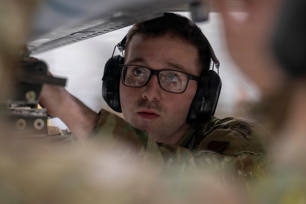 354th MXG holds 2025 4th Quarter Load Competition