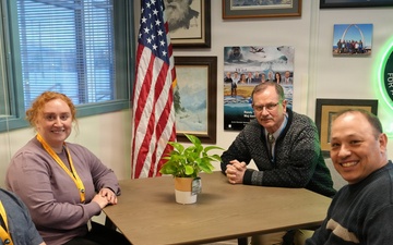 SkillBridge participants take part in mentoring session at the TSC