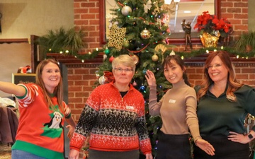 HQ Ft Belvoir Holiday Gathering