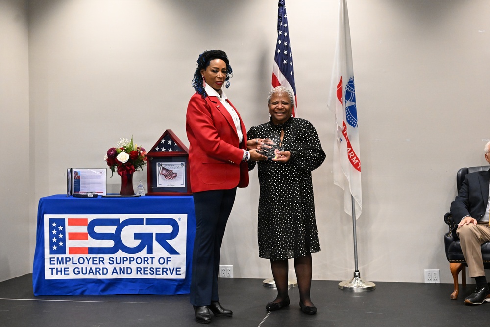 The Heart of the D.C. National Guard Retires After 40 Years of Military and Civilian Service