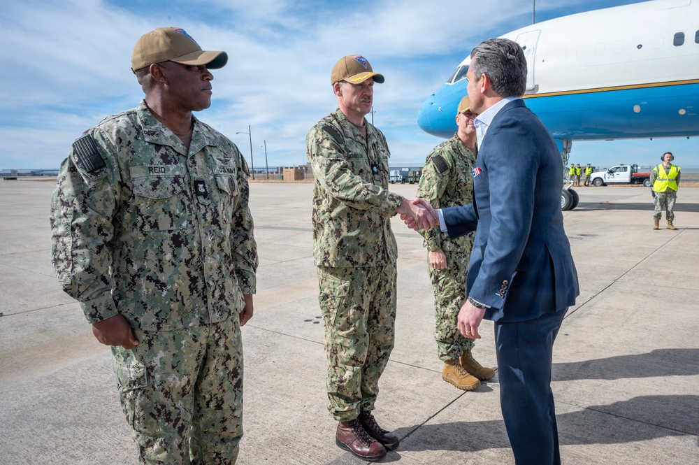 SECWAR Visits NAS JRB Fort Worth