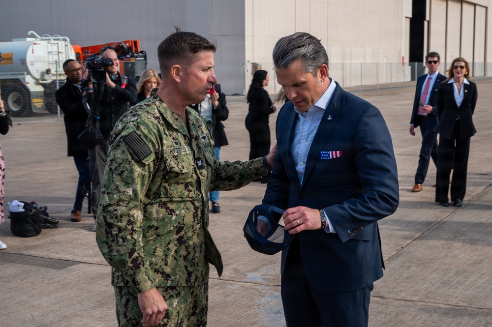 SECWAR Visits NAS JRB Fort Worth