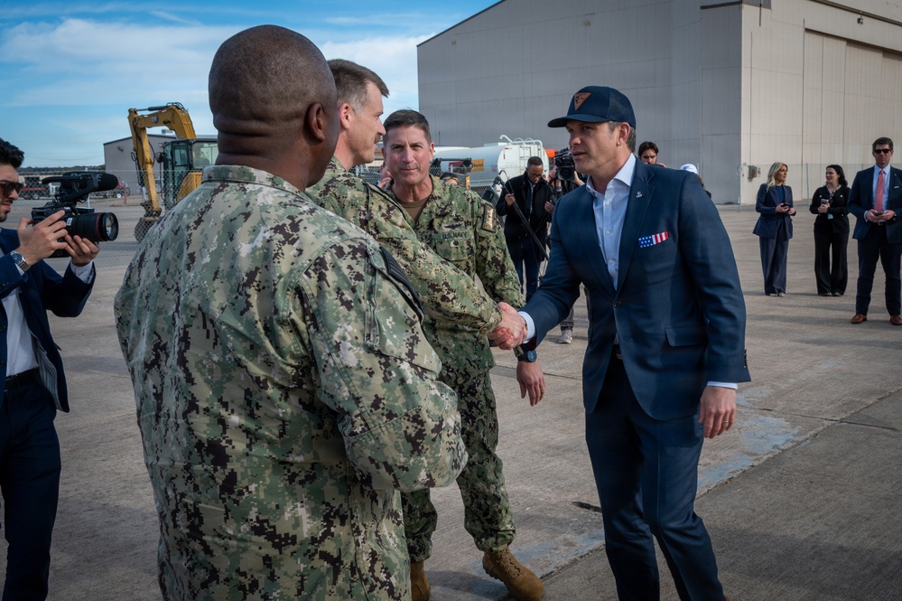 SECWAR Visits NAS JRB Fort Worth