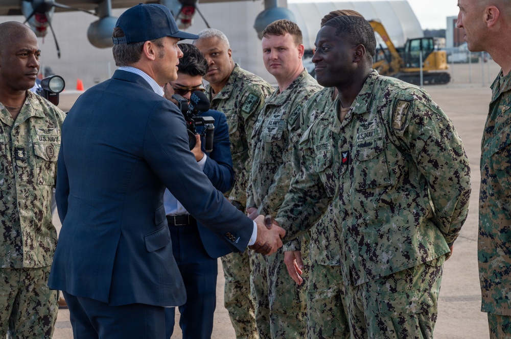 SECWAR Visits NAS JRB Fort Worth