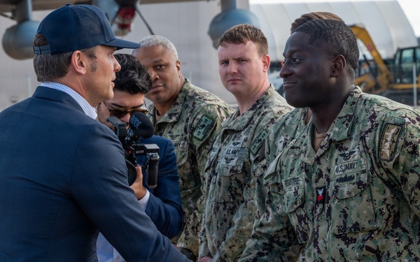 SECWAR Visits NAS JRB Fort Worth