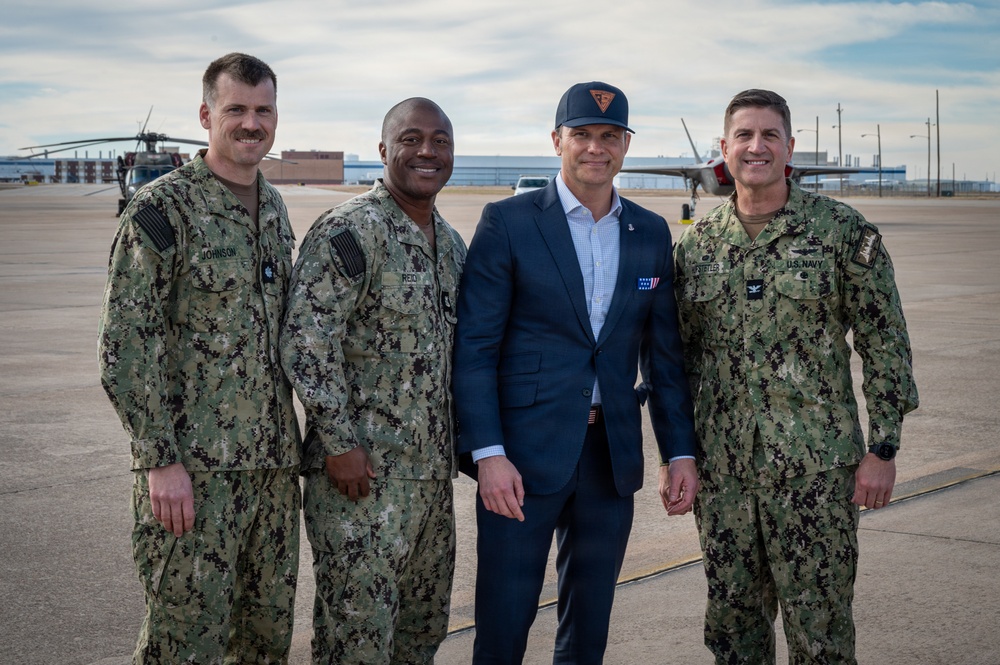 SECWAR Visits NAS JRB Fort Worth