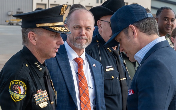 SECWAR Visits NAS JRB Fort Worth