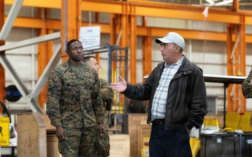 Marine Forces Reserve Leaders Tour Blount Island to Expand Indo-Pacific Support