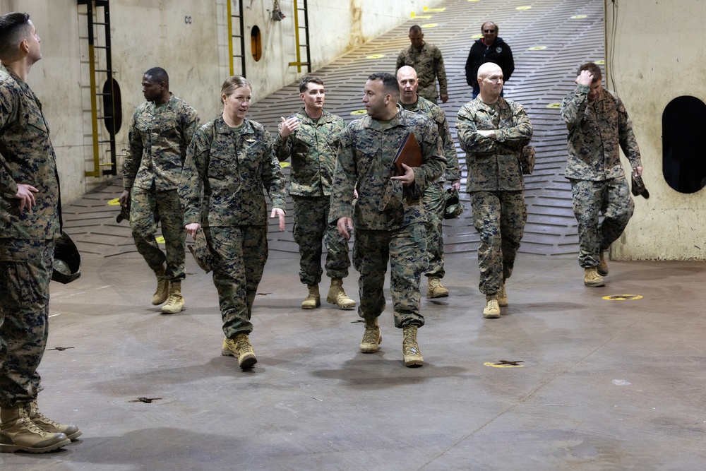 Marine Forces Reserve Leaders Tour Blount Island to Expand Indo-Pacific Support