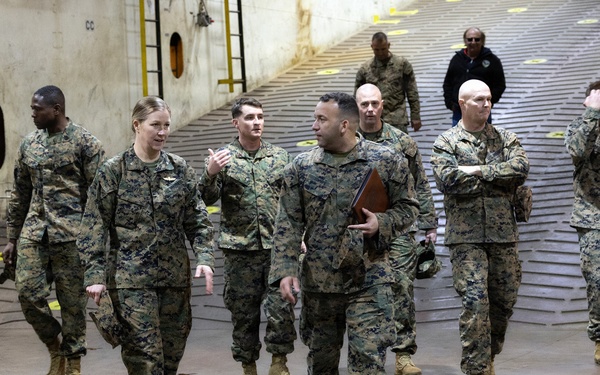 Marine Forces Reserve Leaders Tour Blount Island to Expand Indo-Pacific Support