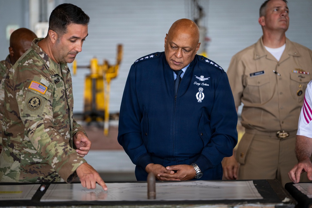 USSTRATCOM Commander Visit