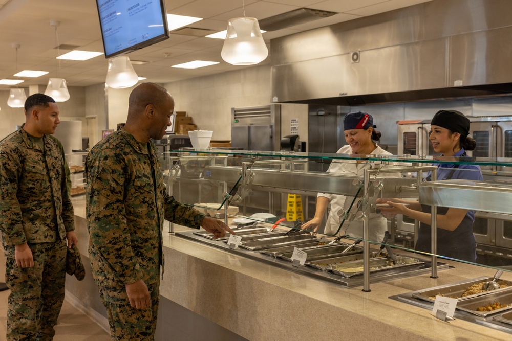 Brig. Gen. Nick I. Brown visits MCAS Yuma