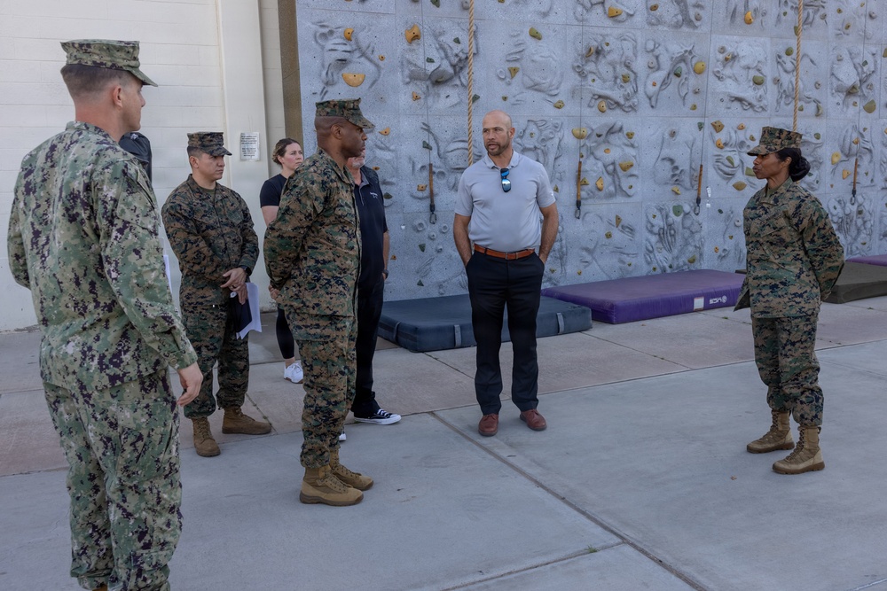 Brig. Gen. Nick I. Brown visits MCAS Yuma