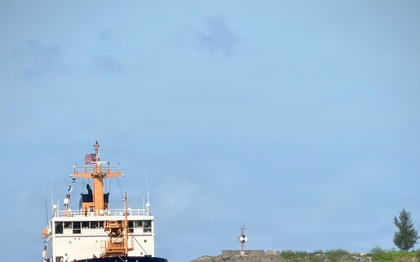 USCGC Hickory arrives in Guam, restoring full buoy tender capacity in Oceania