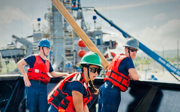 USCGC Hickory arrives in Guam, restoring full buoy tender capacity in Oceania