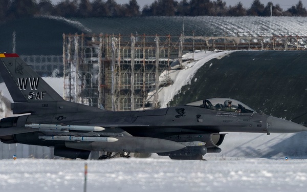 BS26-02: 35th FW Ensures Readiness with Winter Weather F-16 Takeoffs