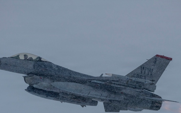 BS26-02: 35th FW Ensures Readiness with Winter Weather F-16 Takeoffs