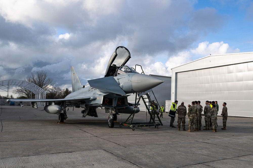 3rd ID tours German air force Eurofighter squadron