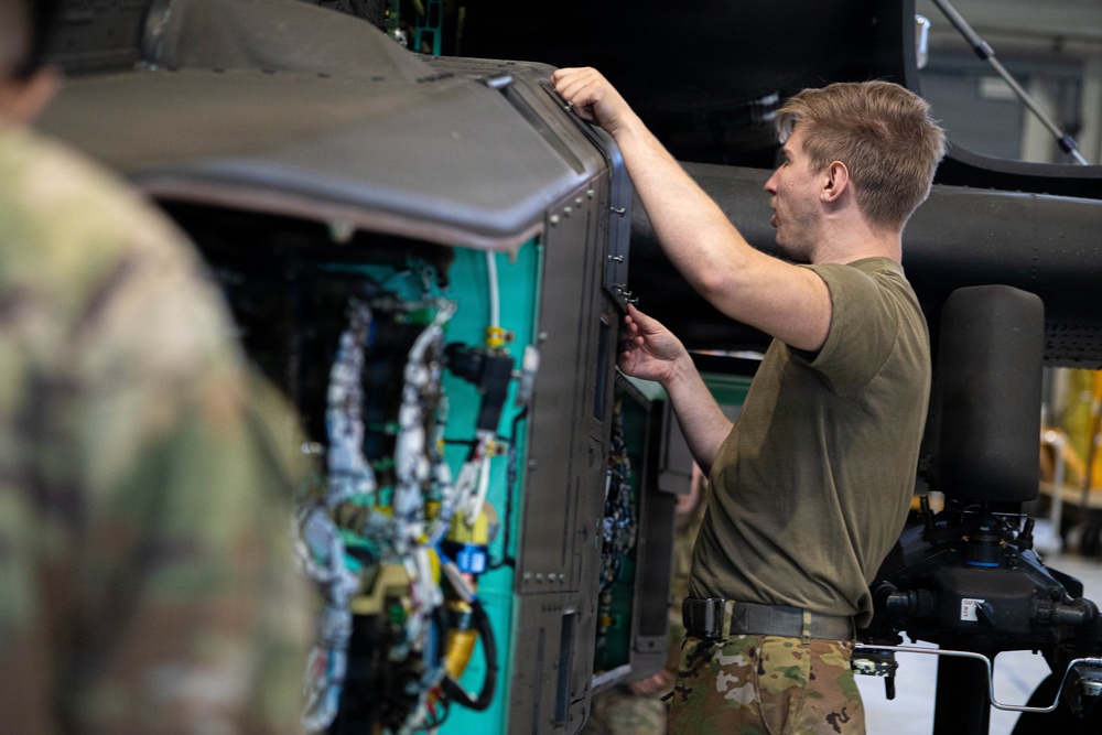 A day with Armament Soldiers at 2-159th Attack Battalion