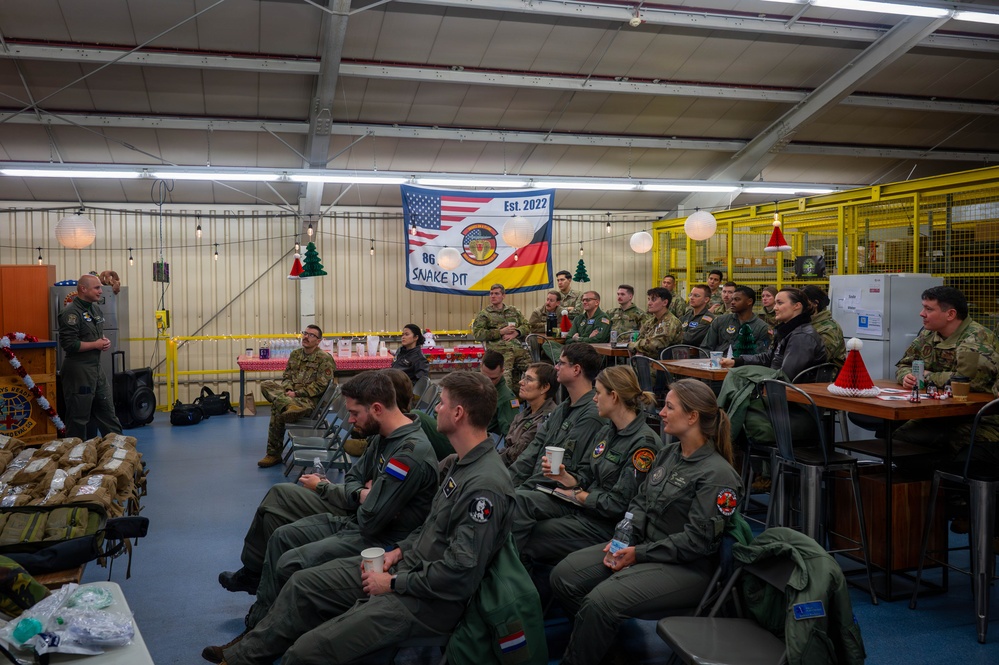 Strengthening Partnerships: 86 AES, Royal Netherlands Air and Space Force collaborate on aeromedical training