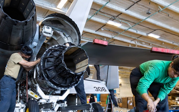 VFA-31 Routine Maintenance