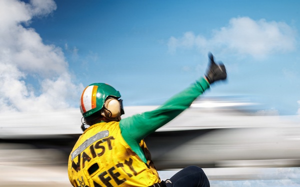 USS Gerald R. Ford (CVN 78) Flight Deck Operations