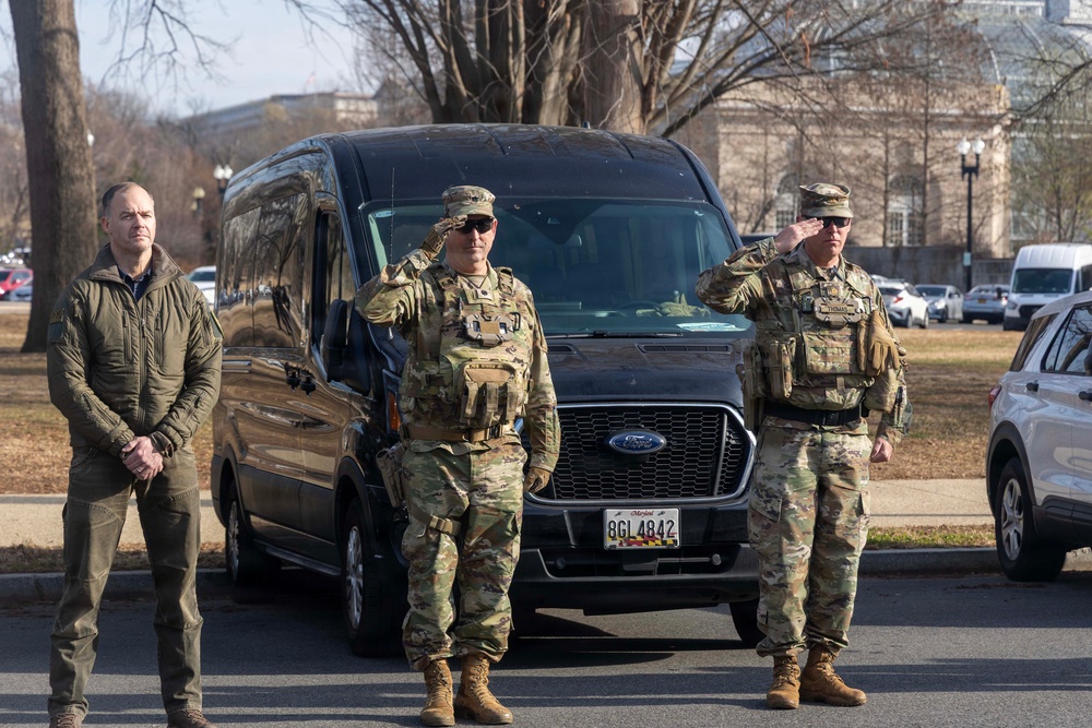 National Guardsmen from Mississippi Honor Fallen Metro DC Police Officer